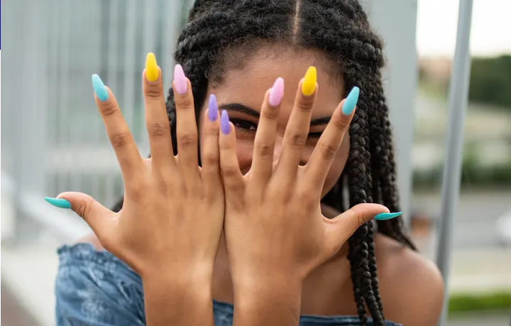 Here's How Long You Should Wait Between Powder Gel Manicures